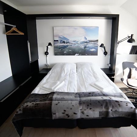 Hotel Qaqortoq Екстериор снимка