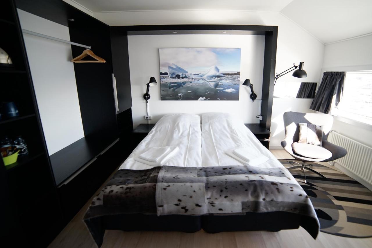 Hotel Qaqortoq Екстериор снимка