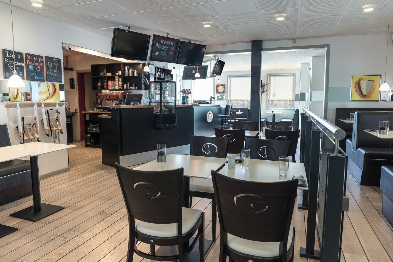 Hotel Qaqortoq Екстериор снимка